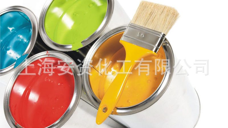 艺术涂料背景墙与墙布：一场视觉与环保的较量